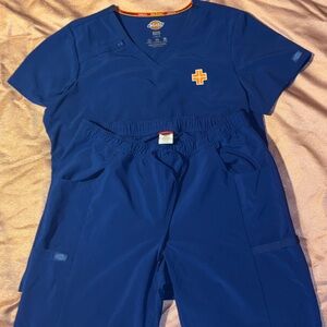 Dickies Blue Scrub Set